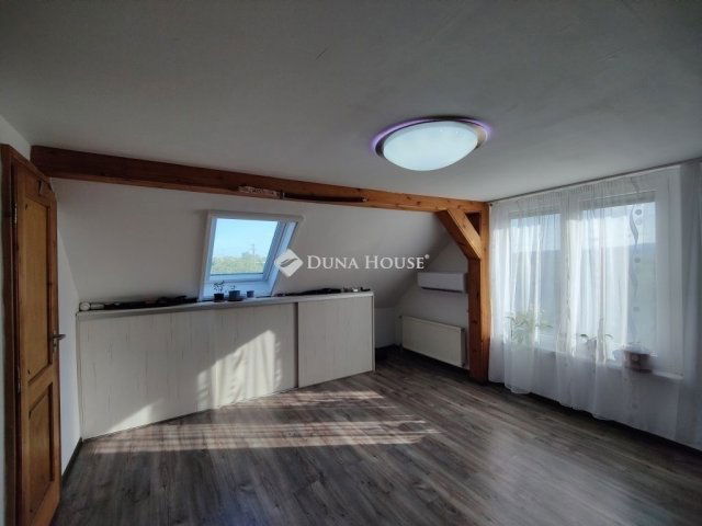 Eladó ikerház, Szentendrén 167.9 M Ft, 4 szobás