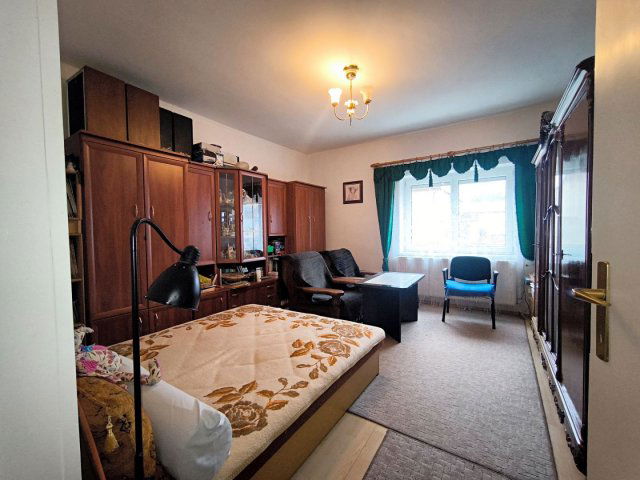 Eladó családi ház, Nyúlon 78 M Ft, 5 szobás