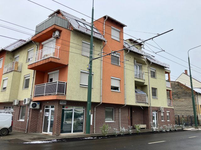 Kiadó téglalakás, albérlet, Szegeden, Bakay Nándor utcában