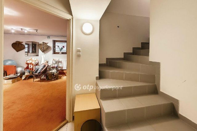 Eladó családi ház, Budapesten, II. kerületben 249 M Ft