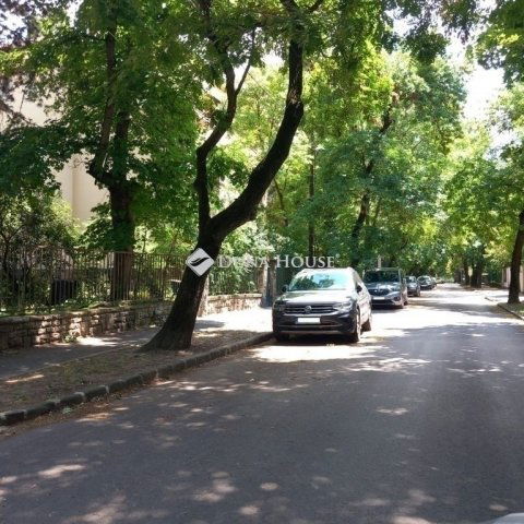 Eladó téglalakás, Budapesten, II. kerületben 144.9 M Ft