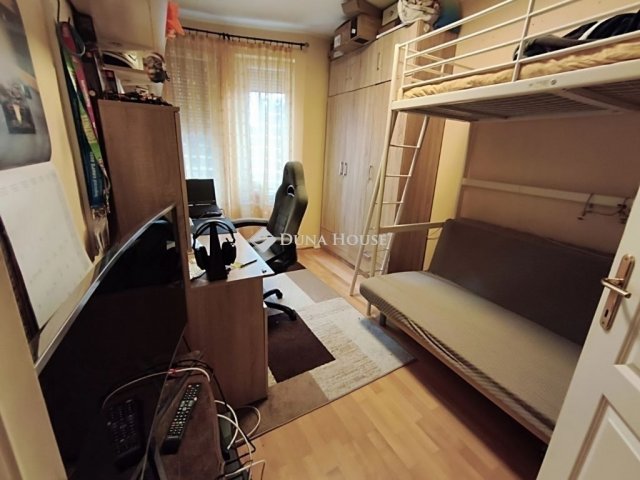 Eladó téglalakás, Budapesten, IV. kerületben 198 M Ft, 4 szobás