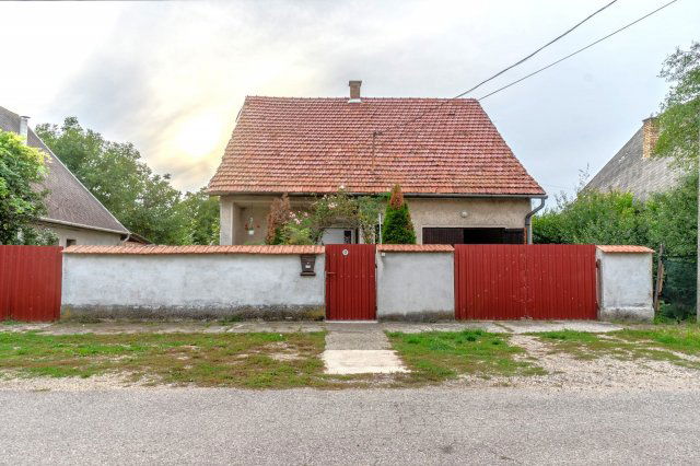 Eladó családi ház, Putnokon 17.5 M Ft, 4 szobás