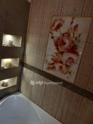 Eladó családi ház, Szigethalmon 89 M Ft, 6 szobás