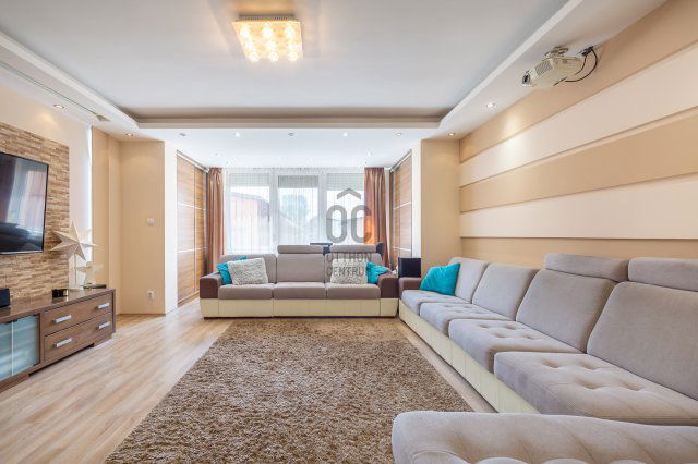 Eladó sorház, Zsombón 84 M Ft, 4 szobás / költözzbe.hu