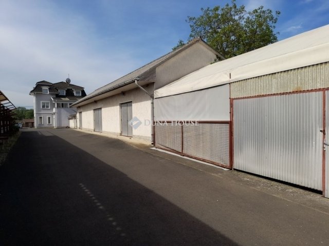 Eladó családi ház, Veresegyházon 220 M Ft, 6 szobás