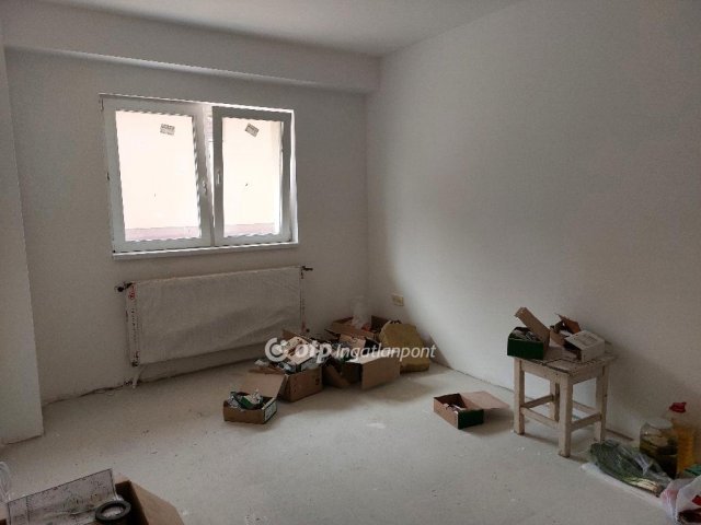 Eladó téglalakás, Hatvanban 65 M Ft, 4 szobás