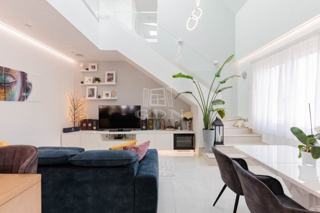 Eladó téglalakás, Budapesten, XII. kerületben 275 M Ft, 5 szobás