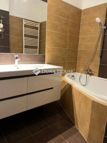 Eladó ikerház, Kozármislenyen 89.9 M Ft, 4 szobás