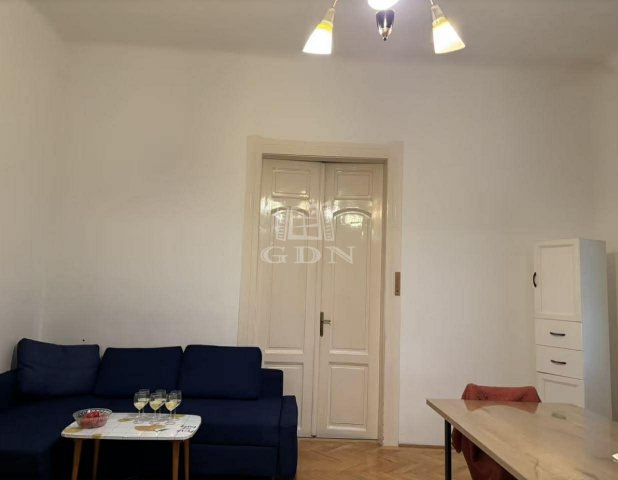 Kiadó ikerház, albérlet, Budapesten, XV. kerületben, 4 szobás