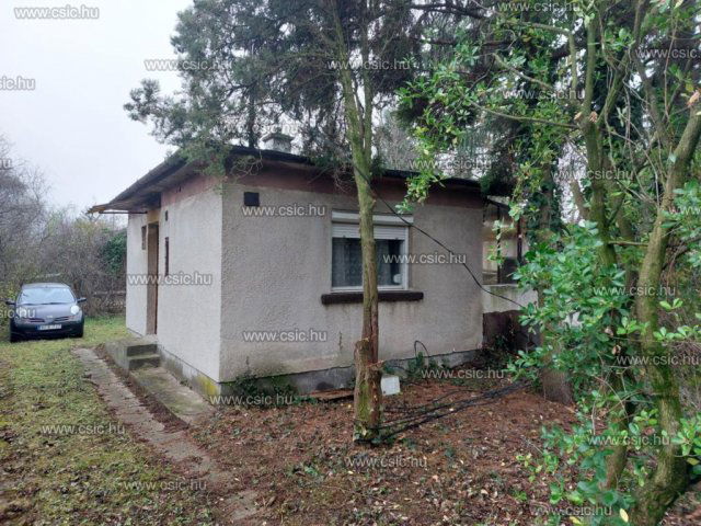 Eladó családi ház, Törökbálinton 39 M Ft, 1 szobás