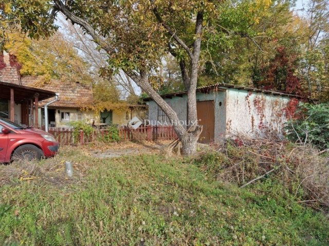 Eladó családi ház, Monoron 45 M Ft, 3 szobás