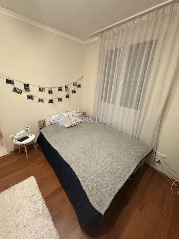 Kiadó panellakás, albérlet, Pécsett 200 E Ft / hó, 2 szobás