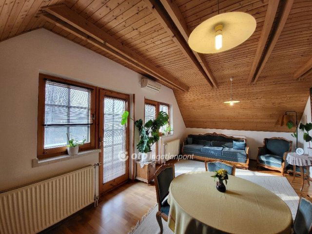 Eladó családi ház, Zamárdiban 185 M Ft, 4+1 szobás