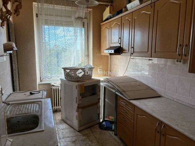 Eladó téglalakás, Mosonmagyaróváron 35.9 M Ft, 1 szobás