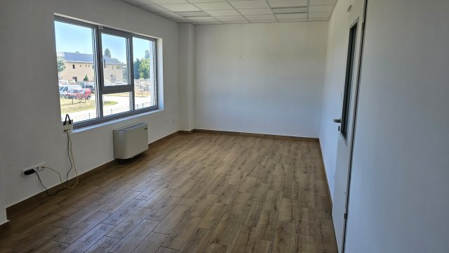 Kiadó ipari ingatlan, Szentendrén 2769 E Ft / hó
