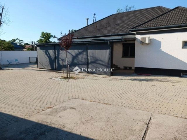 Eladó családi ház, Budapesten, XVII. kerületben 185 M Ft