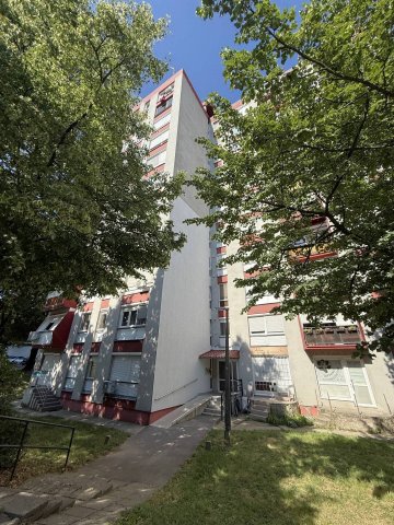 Eladó téglalakás, Pécsett 34.9 M Ft, 1+1 szobás