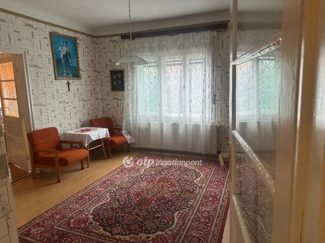 Eladó családi ház, Érden 79.9 M Ft, 2 szobás