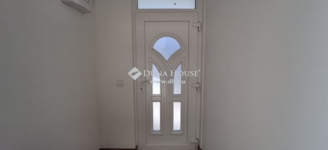 Eladó családi ház, Dabason 74 M Ft, 3 szobás
