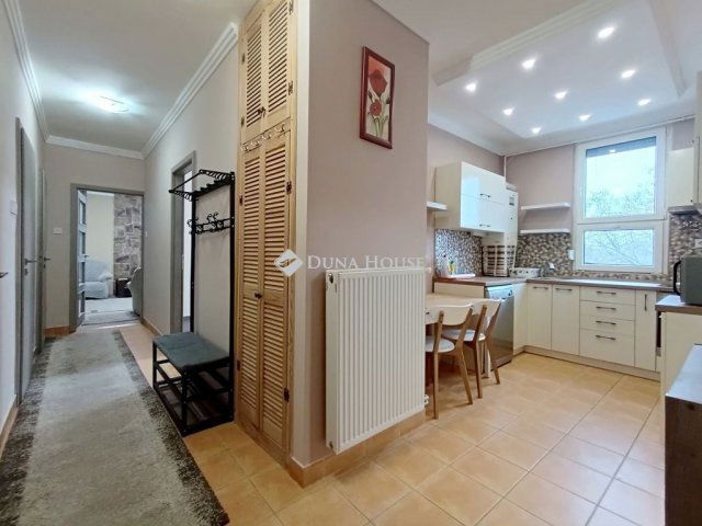 Kiadó téglalakás, albérlet, Kecskeméten 200 E Ft / hó