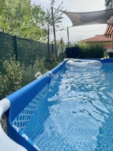 Eladó téglalakás, Pécsett 89.9 M Ft, 3 szobás