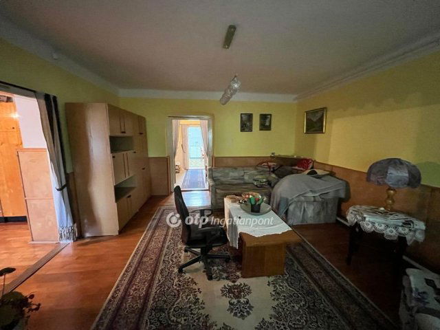 Eladó családi ház, Adonyban 41 M Ft, 2 szobás