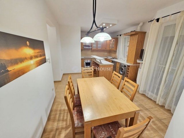 Eladó családi ház, Üllőn 114.8 M Ft, 4 szobás