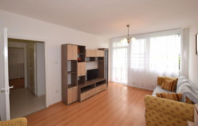 Kiadó panellakás, albérlet, Debrecenben 195 E Ft / hó, 2 szobás
