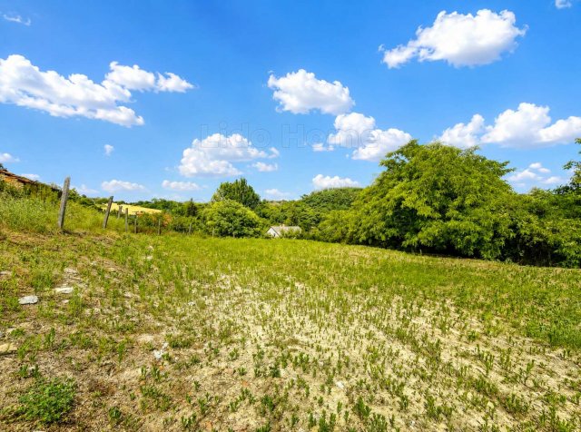 Eladó telek, Bakonycsernyén 7.6 M Ft / költözzbe.hu