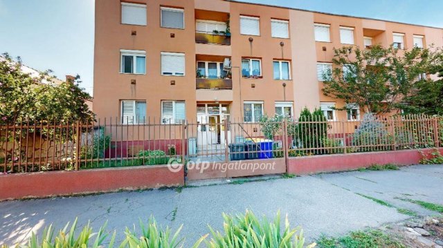Eladó téglalakás, Nyíregyházán 47 M Ft, 2 szobás