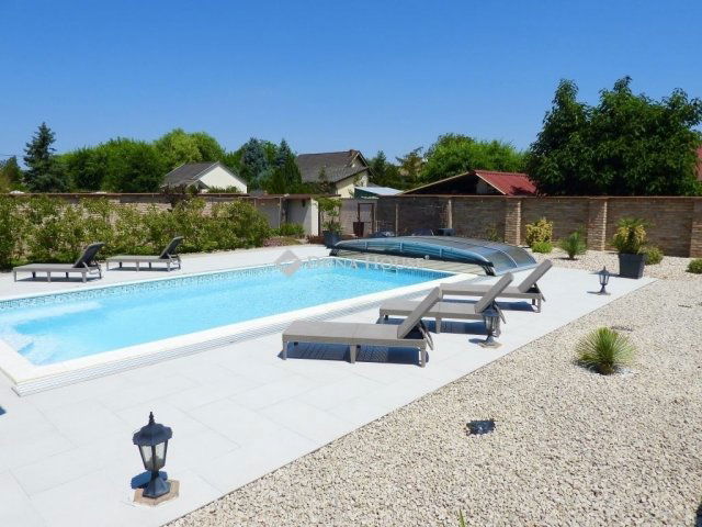 Eladó családi ház, Szatymazon 148 M Ft, 5 szobás