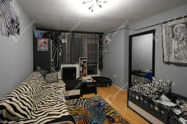 Eladó téglalakás, Szegeden 19.9 M Ft, 2 szobás