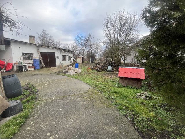 Eladó családi ház, Püspökladányban 25 M Ft, 2 szobás