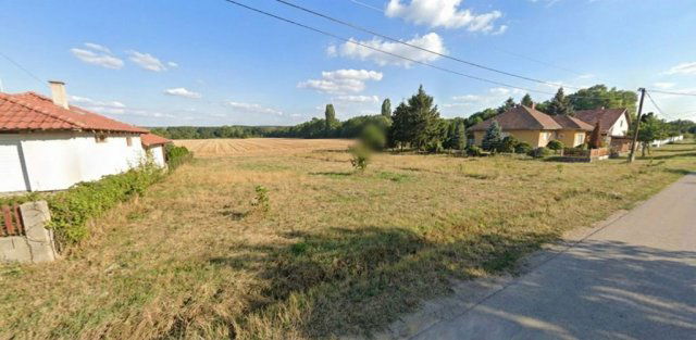 Eladó telek, Dányon, Szent István utcában 25.9 M Ft
