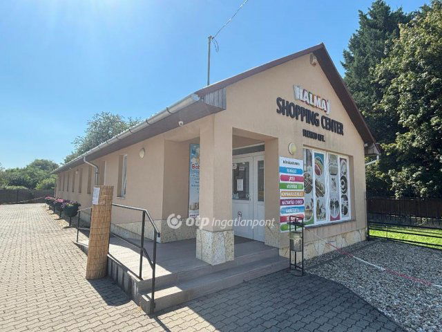 Eladó üzlethelyiség, Halmajon 48 M Ft / költözzbe.hu