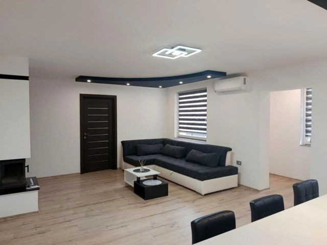 Eladó ikerház, Nyíregyházán 72 M Ft, 4 szobás