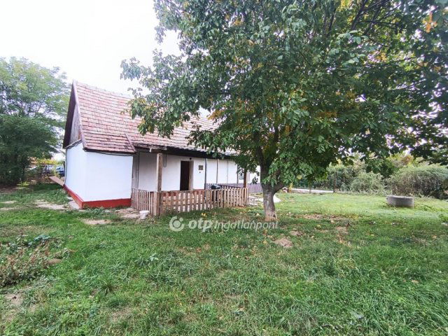 Eladó családi ház, Pándon 11.7 M Ft, 2 szobás