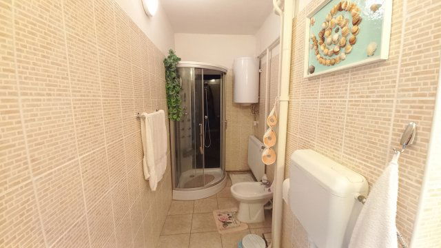 Eladó családi ház, Debrecenben 75.9 M Ft, 3 szobás