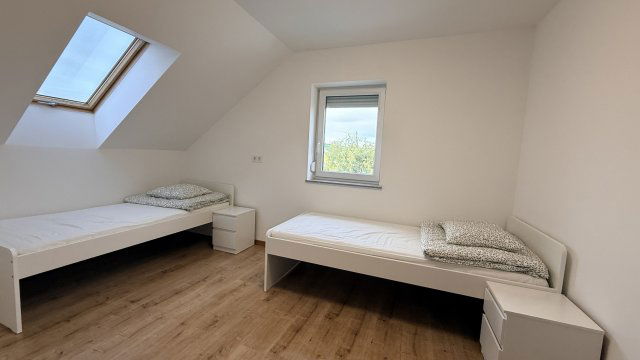 Kiadó iroda, Dunavarsányban 190 E Ft / hó, 1 szobás