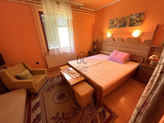 Kiadó hotel, Hajdúszoboszlón 1500 E Ft / hó, 10 szobás