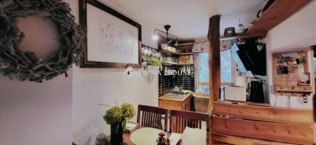 Eladó családi ház, Dunakeszin 179.9 M Ft, 6 szobás