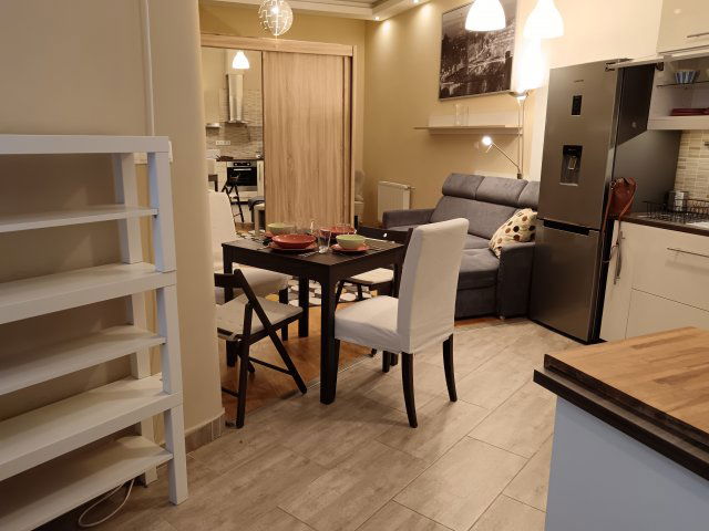 Kiadó téglalakás, albérlet, VII. kerületben, Nyár utcában