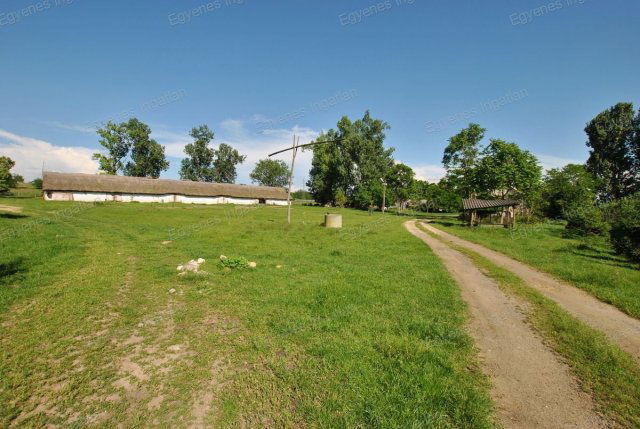 Eladó telek, Nagytarcsán 184 M Ft / költözzbe.hu