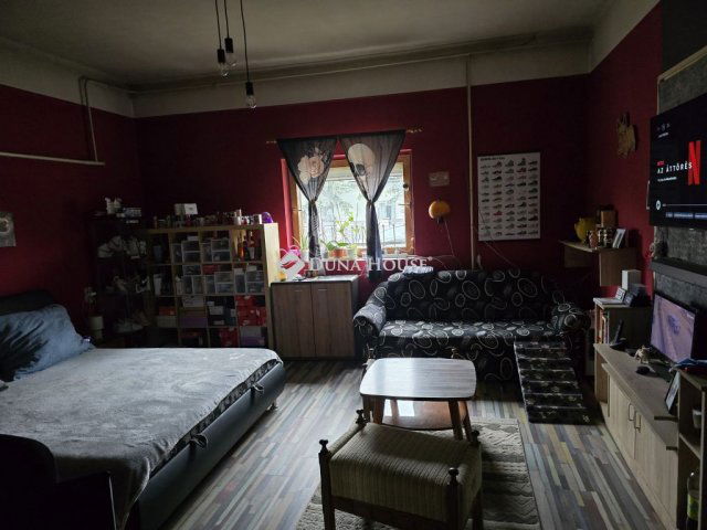 Eladó családi ház, Gödön 84.9 M Ft, 3 szobás