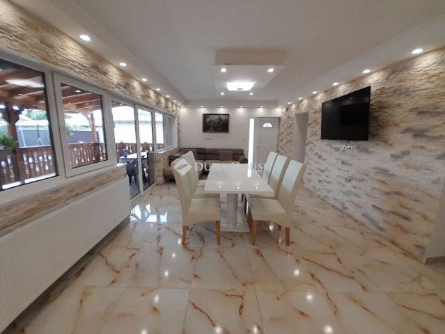 Eladó családi ház, Békéscsabán 42 M Ft, 3 szobás