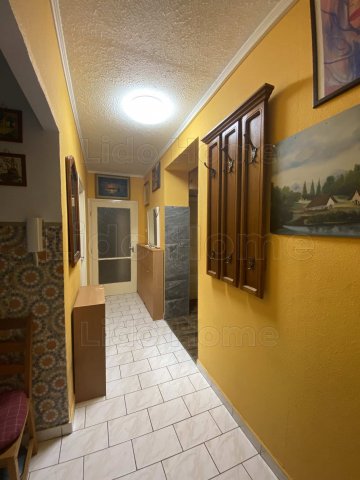 Eladó panellakás, Keszthelyen 53 M Ft, 3 szobás