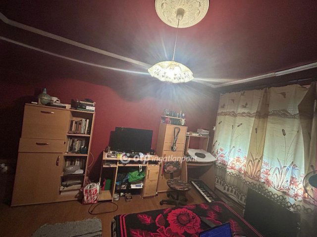 Eladó családi ház, Nádudvaron 26 M Ft, 3 szobás