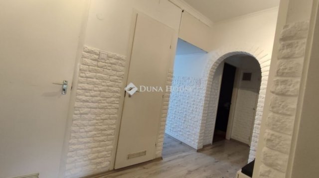 Eladó panellakás, Budapesten, XXI. kerületben 75 M Ft, 2+1 szobás