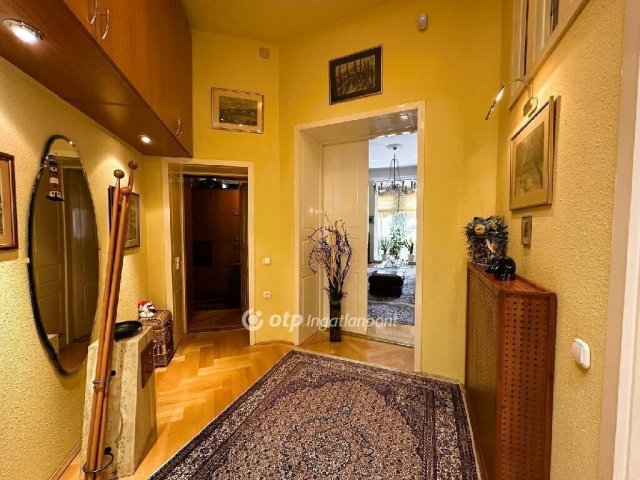 Eladó téglalakás, Budapesten, II. kerületben 188 M Ft, 3 szobás